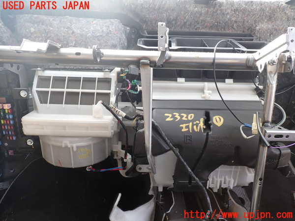 1UPJ-23206081]アウトランダー(GF8W)エバポレーター1 中古_m0001.jpg