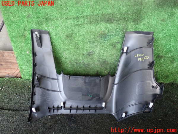 5UPJ-23207691]アウトランダー(GF8W)内装トリム類1 中古_m0002.jpg