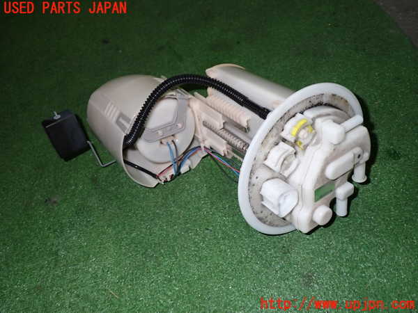 5UPJ-23212510]プリウスα(ZVW41W)燃料ポンプ 中古_m0002.jpg