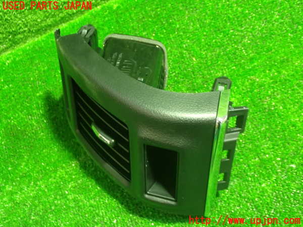 5UPJ-23217526]プリウスα(ZVW41W)エアコン吹き出し口1 (右) 中古_m0003.jpg