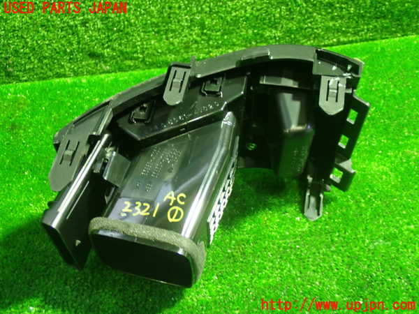 5UPJ-23217526]プリウスα(ZVW41W)エアコン吹き出し口1 (右) 中古_m0004.jpg