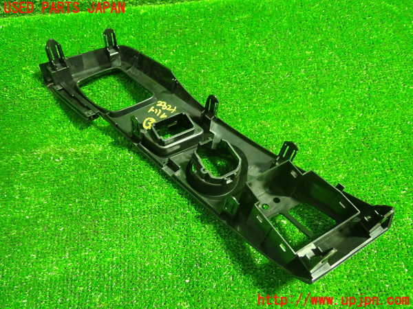 5UPJ-23217693]プリウスα(ZVW41W)内装トリム類3 中古_m0002.jpg