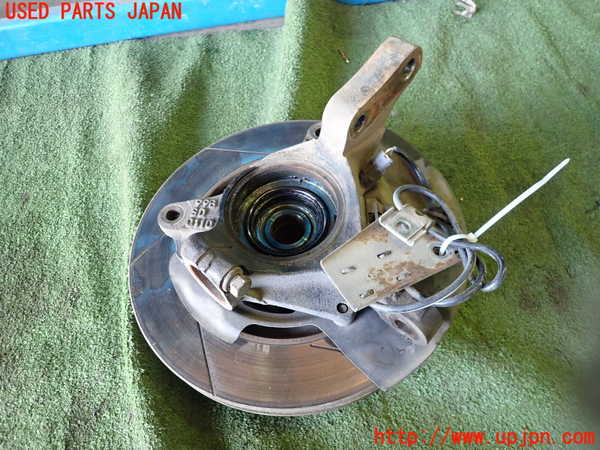 5UPJ-23224295]インプレッサワゴン WRX-STi(GF8)左フロントナックルハブ 中古_m0002.jpg