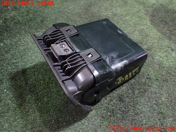 1UPJ-23227527]インプレッサワゴン WRX-STi(GF8)エアコン吹き出し口2（真中） 中古_m0002.jpg