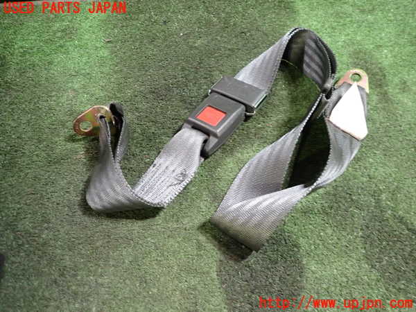 5UPJ-23227135]インプレッサワゴン WRX-STi(GF8)真中2列目シートベルト 中古_m0001.jpg