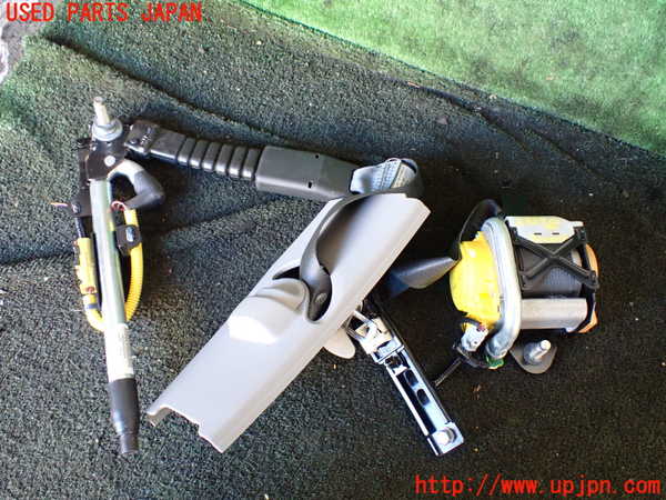 5UPJ-23237045]アコード ハイブリッド(CR7)運転席シートベルト 中古_m0001.jpg