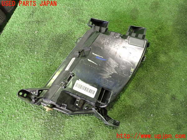 2UPJ-23241180]テスラ・モデル S(SL1S2A)右フォグ 中古_m0002.jpg
