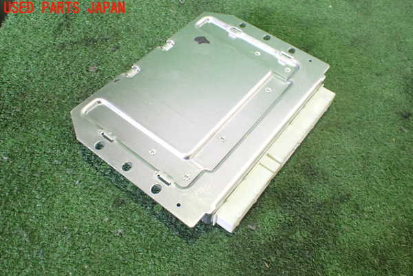 2UPJ-23246147]テスラ・モデル S(SL1S2A)コンピューター2 (エアサスペンションコントローラー) 中古_m0002.jpg