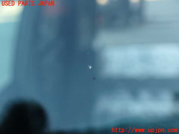 2UPJ-23251195]ハイラックスサーフ(TRN215W)フロントガラス (M311) 中古_m0002.jpg