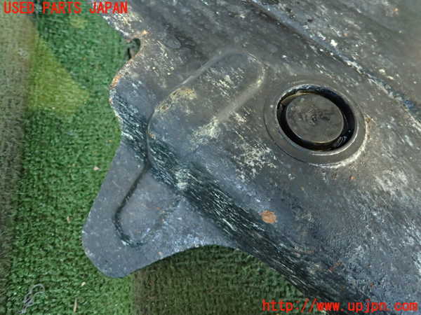 2UPJ-23252170]ハイラックスサーフ(TRN215W)エンジンアンダーカバー 中古_m0004.jpg