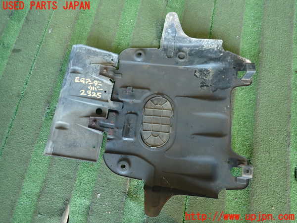 2UPJ-23252170]ハイラックスサーフ(TRN215W)エンジンアンダーカバー 中古_m0005.jpg