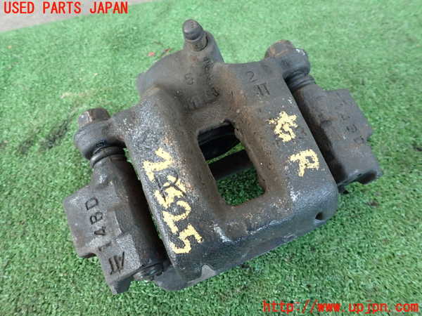 2UPJ-23254090]ハイラックスサーフ(TRN215W)右リアキャリパー 中古_m0001.jpg