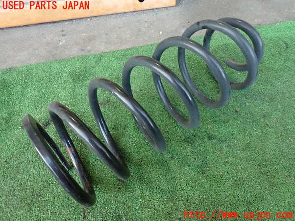 2UPJ-23255105]ハイラックスサーフ(TRN215W)左リアスプリング 中古_m0002.jpg