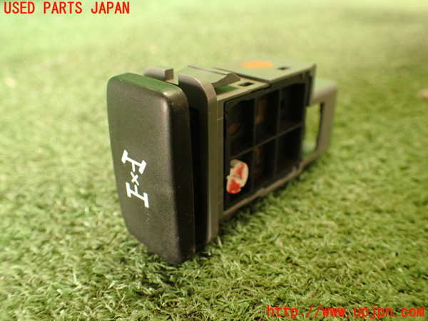 2UPJ-23256308]ハイラックスサーフ(TRN215W)スイッチ3 (センターデフロック) 中古_m0001.jpg