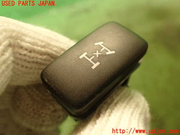2UPJ-23256308]ハイラックスサーフ(TRN215W)スイッチ3 (センターデフロック) 中古_m0002.jpg
