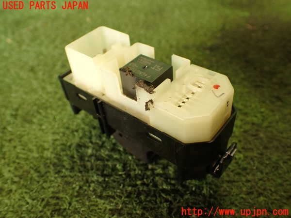 2UPJ-23256245]ハイラックスサーフ(TRN215W)左前パワーウィンドウスイッチ 中古_m0003.jpg
