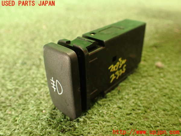 2UPJ-23256295]ハイラックスサーフ(TRN215W)フォグスイッチ 中古_m0001.jpg