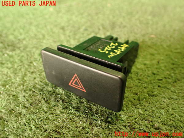 2UPJ-23256290]ハイラックスサーフ(TRN215W)ハザードスイッチ 中古_m0001.jpg