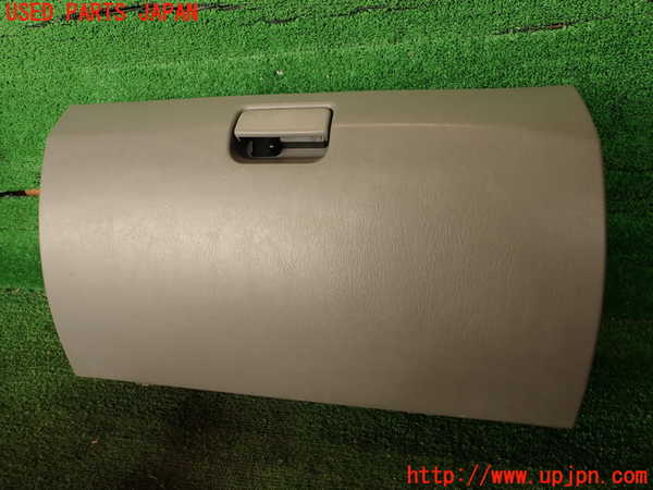 2UPJ-23257516]ハイラックスサーフ(TRN215W)グローブボックス1 中古_m0001.jpg