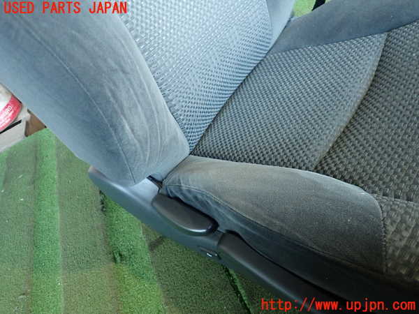 2UPJ-23257035]ハイラックスサーフ(TRN215W)運転席シート 中古_m0003.jpg
