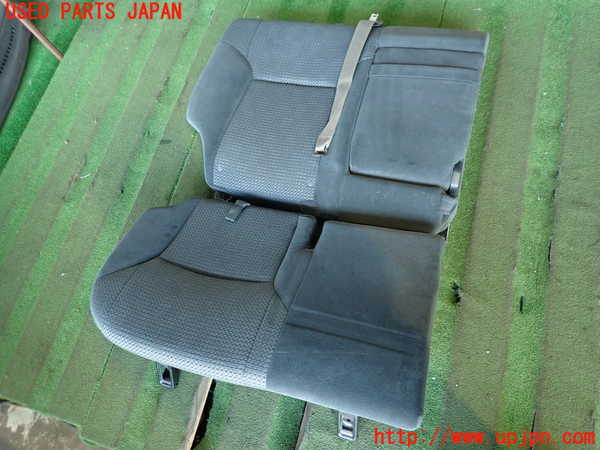 2UPJ-23257145]ハイラックスサーフ(TRN215W)右2列目シート 中古_m0001.jpg