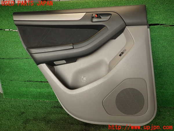 2UPJ-23251324]ハイラックスサーフ(TRN215W)左後ドア内張り 中古_m0001.jpg