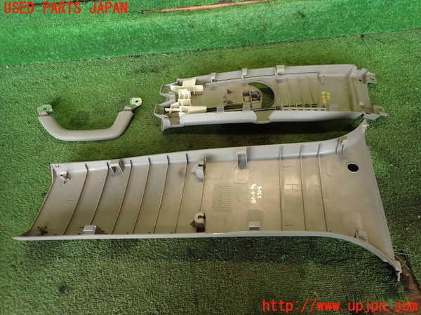 2UPJ-23257665]ハイラックスサーフ(TRN215W)右センターピラートリム 中古_m0004.jpg