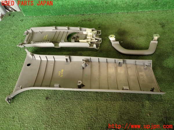 2UPJ-23257670]ハイラックスサーフ(TRN215W)左センターピラートリム 中古_m0004.jpg