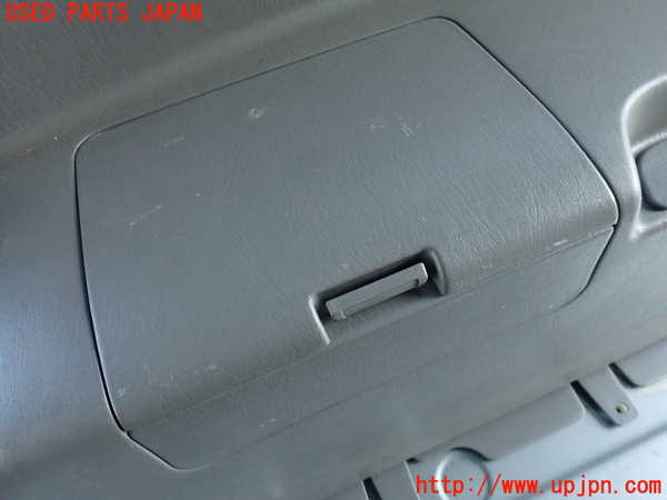 2UPJ-23257675]ハイラックスサーフ(TRN215W)右リアピラートリム 中古_m0002.jpg