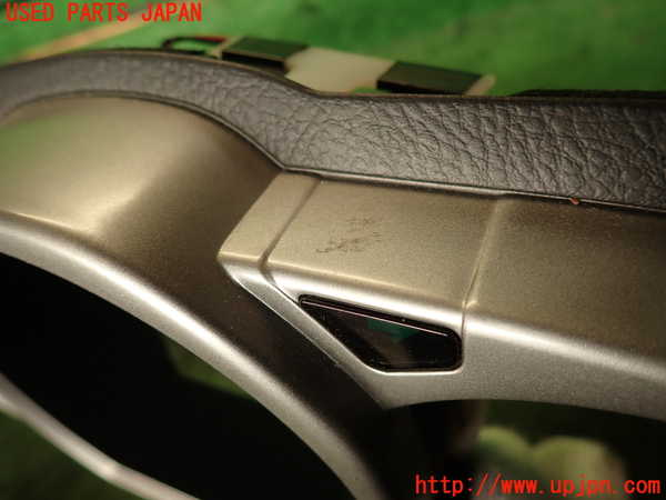 2UPJ-23257510]ハイラックスサーフ(TRN215W)メーターフード 中古_m0004.jpg
