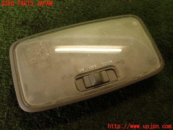 2UPJ-23256413]ハイラックスサーフ(TRN215W)ルームランプ3 (真中 ラゲッジ) 中古_m0001.jpg