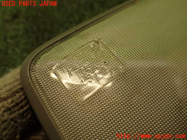 2UPJ-23256413]ハイラックスサーフ(TRN215W)ルームランプ3 (真中 ラゲッジ) 中古_m0002.jpg