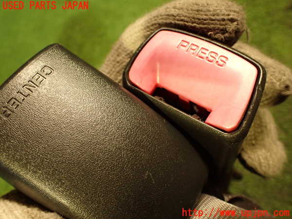 2UPJ-23257185]ハイラックスサーフ(TRN215W)左2列目シートベルト 中古_m0003.jpg