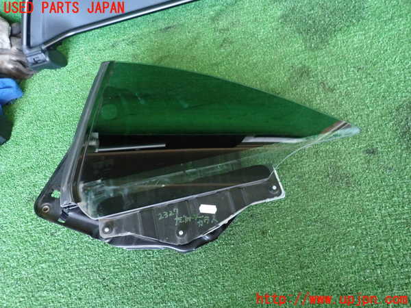 2UPJ-23271382]ベンツ SL350(230467)(R230)左クォーターガラス 中古(43R-001025 M241)_m0001.jpg