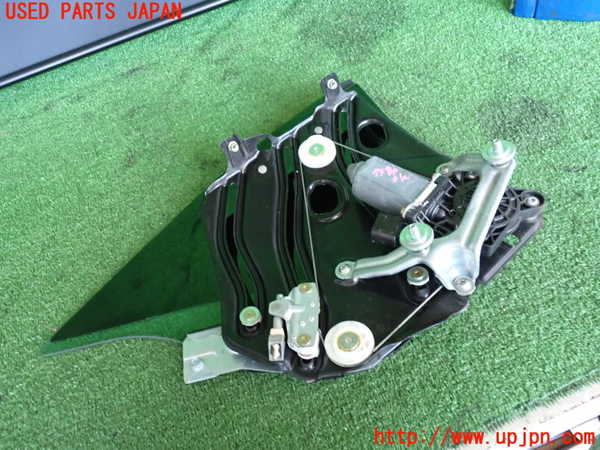 2UPJ-23271382]ベンツ SL350(230467)(R230)左クォーターガラス 中古(43R-001025 M241)_m0003.jpg