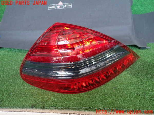 2UPJ-23271536]ベンツ SL350(230467)(R230)左テールランプ 中古_m0001.jpg