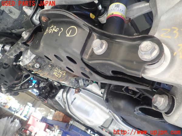 5UPJ-23285200]レクサス・RC350(GSC10)右リアロアアーム1 中古_m0001.jpg