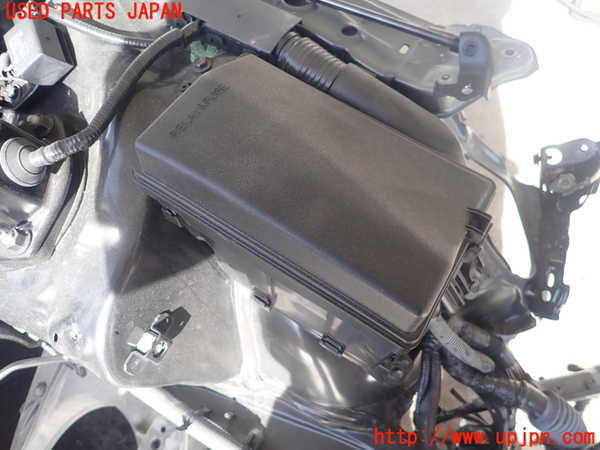 5UPJ-23286741]レクサス・RC350(GSC10)ヒューズボックス1 中古_m0001.jpg