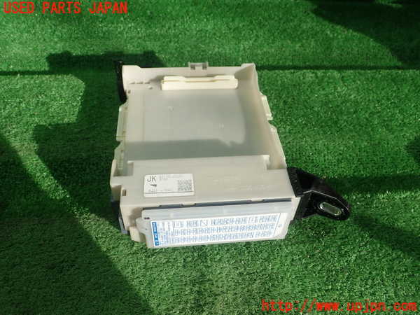 5UPJ-23286742]レクサス・RC350(GSC10)ヒューズボックス2 中古_m0002.jpg