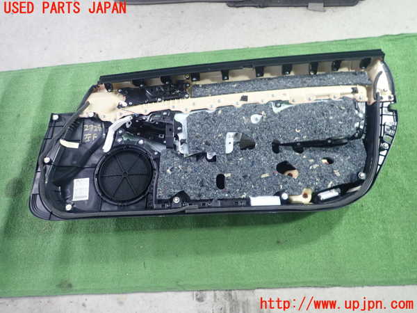 5UPJ-23281264]レクサス・RC350(GSC10)左前ドア内張り 中古_m0003.jpg