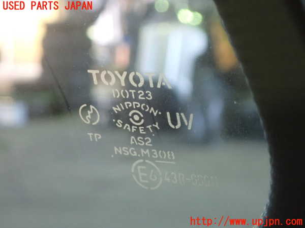 5UPJ-23291380]スターレット(EP91)右クォーターガラス NSG M3O8 中古_m0002.jpg