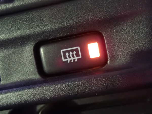 5UPJ-23296300]スターレット(EP91)デフォッガースイッチ 中古_m0004.jpg