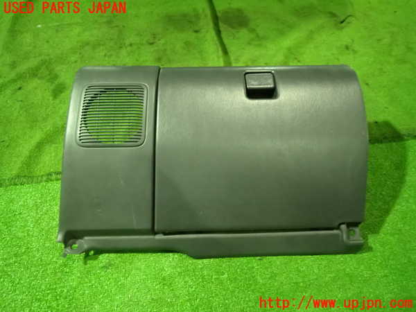 5UPJ-23297516]スターレット(EP91)グローブボックス1 中古_m0001.jpg