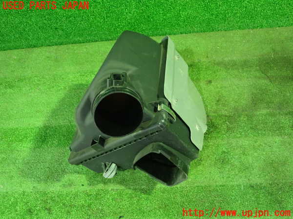 1UPJ-23302560]BMW M240i クーペ(2G30 F22)エアクリーナーボックス 中古_m0001.jpg