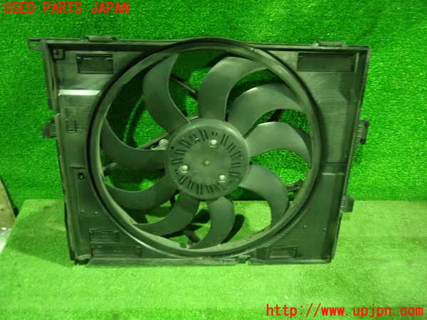 5UPJ-23306836]BMW M240i クーペ(2G30 F22)電動ファン1 中古_m0001.jpg