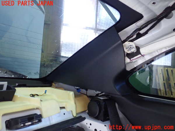 1UPJ-23307680]BMW M240i クーペ(2G30 F22)左リアピラートリム 中古_m0003.jpg