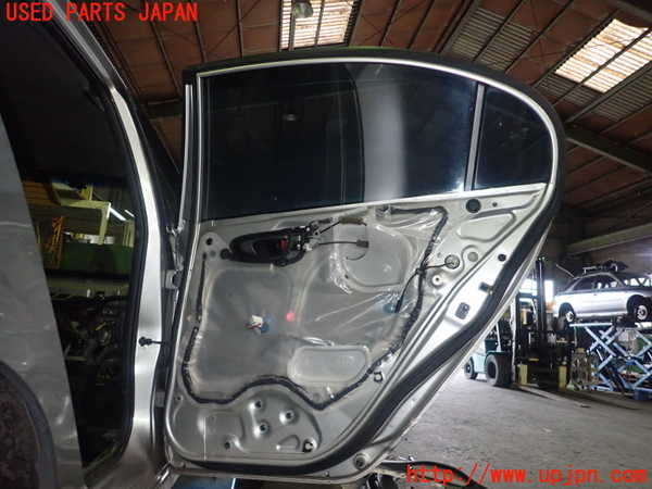 5UPJ-23311290]シビック タイプR 後期(FD2)右後ドア NSG M31.O8 中古_m0002.jpg