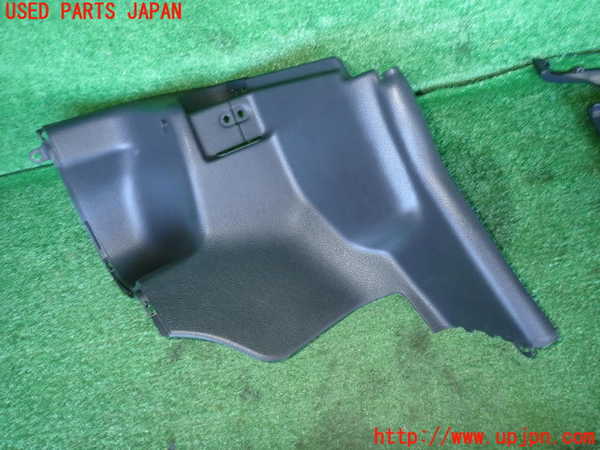 5UPJ-23337680]カプチーノ(EA11R)左リアピラートリム 中古_m0001.jpg