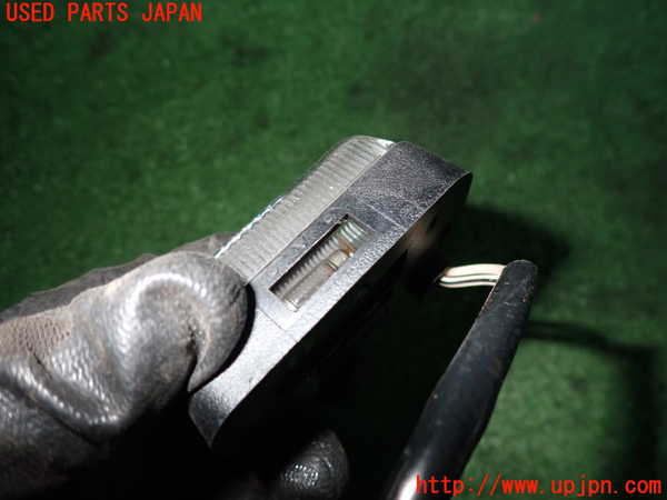 5UPJ-23336411]カプチーノ(EA11R)ルームランプ1 (真中 1列目) 中古_m0002.jpg