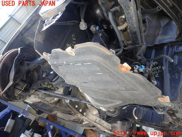 1UPJ-23351090]センチュリー(GZG50)右前フェンダーライナー 中古_m0002.jpg